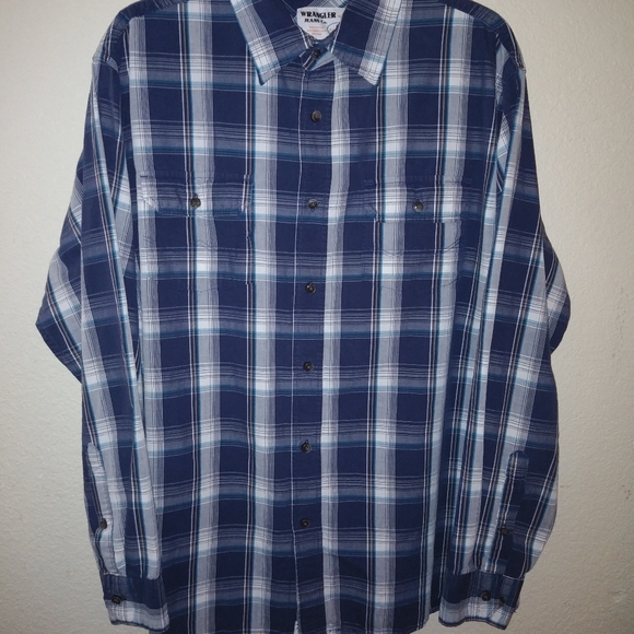 Wrangler - XL Men's Dress Shirt. - Picture 4 of 10